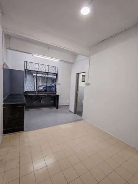 Taman Desa Cemerlang, Jalan Lanjut untuk Untuk Dijual - RM 578,000, Mac 2026 - Kitchen - PropertyGuru.com.my