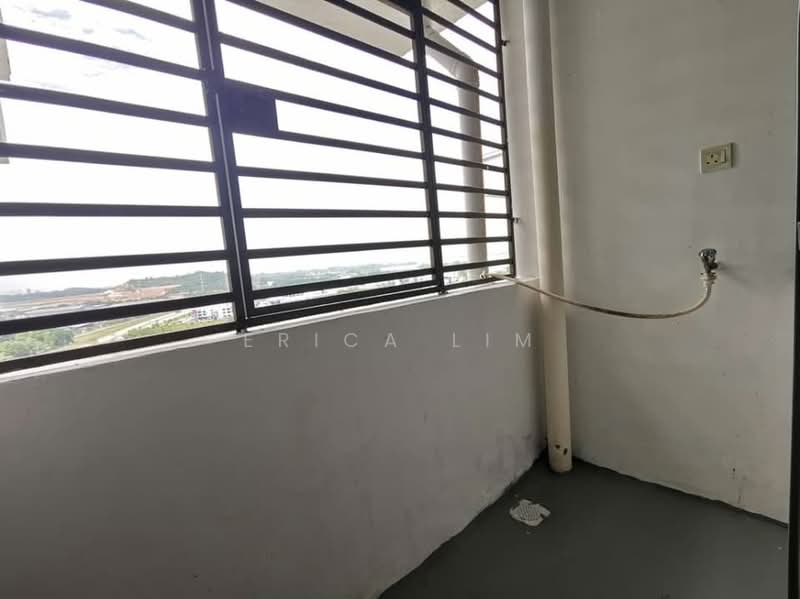 Nusa Perdana Apartment untuk Untuk Dijual - RM 320,000, Mac 2026 - Balcony - PropertyGuru.com.my