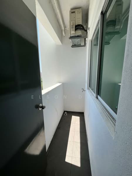 Servis Apartment untuk Dijual di Metropol - Elson Dee - Balcony - PropertyGuru.com.my