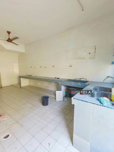 2-storey Terraced House for Rent in Teluk Pulai (Klang) - Candee Tan - Kitchen - PropertyGuru.com.my