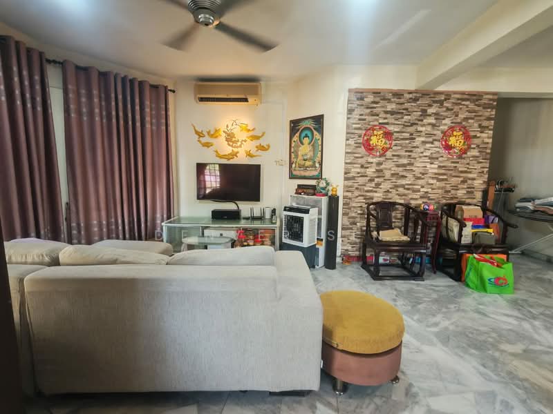 Terraced House for Sale in Alam Damai (Cheras) - Denver Sin - Living Room - PropertyGuru.com.my