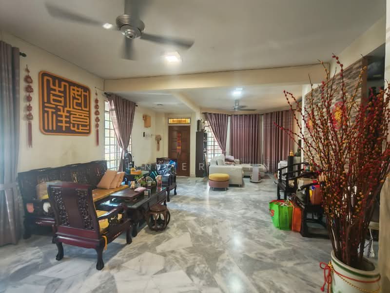 Terraced House for Sale in Alam Damai (Cheras) - Denver Sin - Living Room - PropertyGuru.com.my