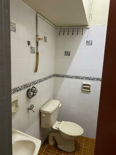 1-storey Terraced House for Sale in Taman Daya (Johor Bahru) - Betty Ng - PropertyGuru.com.my