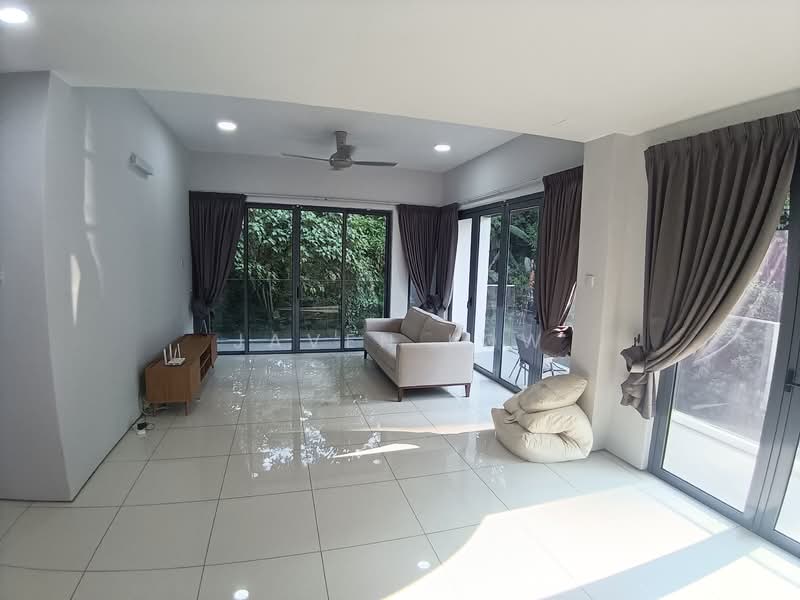 The Vale @ Sutera Damansara untuk Untuk Disewa - RM 3,000 /bulan, Mac 2026 - Living Room - PropertyGuru.com.my