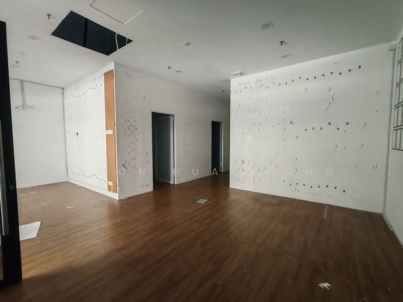 Shop for Rent in Seri Kembangan (Selangor) - Choon Hua Chong - Interior - PropertyGuru.com.my
