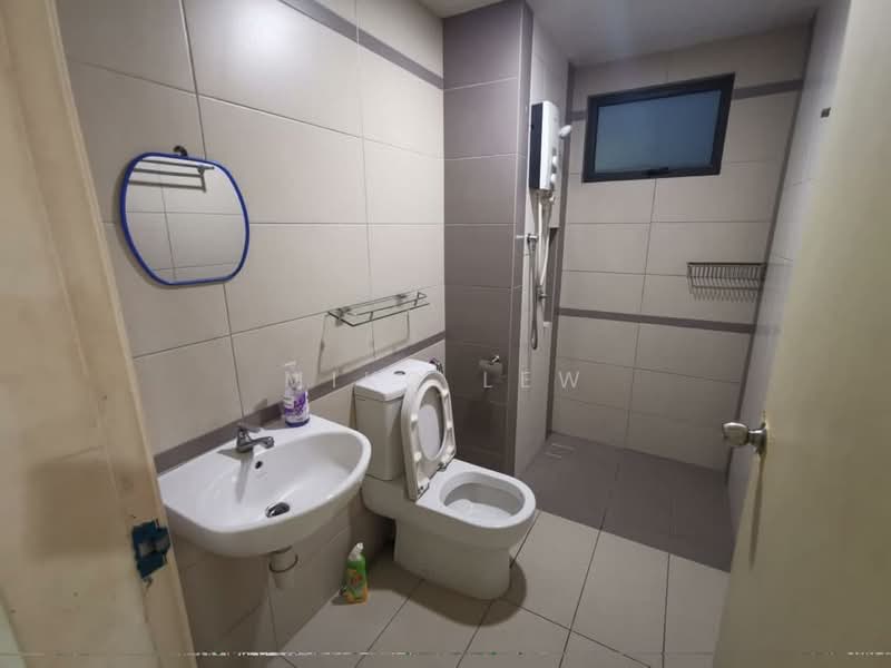 Condominium for Rent at The Z Residence - Miko Lew - Bathroom - PropertyGuru.com.my