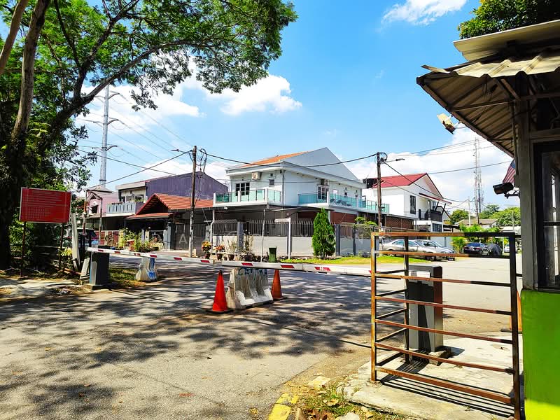 1-storey Terraced House for Rent in Bandar Sri Damansara (Selangor) - David Yong - Exterior - PropertyGuru.com.my