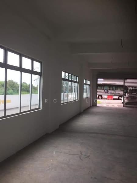 Shop for Sale in Taman Mount Austin (Tebrau) - Marcus Loh - Interior - PropertyGuru.com.my