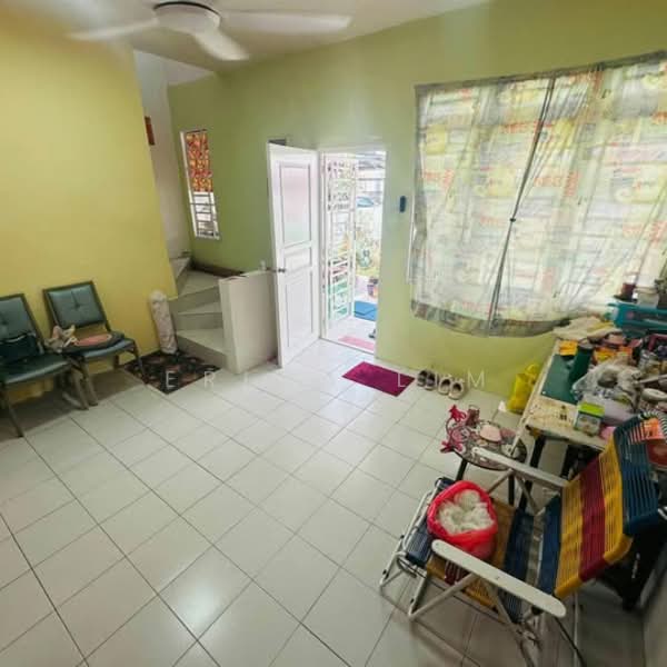 2-storey Terraced House for Sale in Taman Setia Indah (Tebrau) - Erica Lim - Living Room - PropertyGuru.com.my