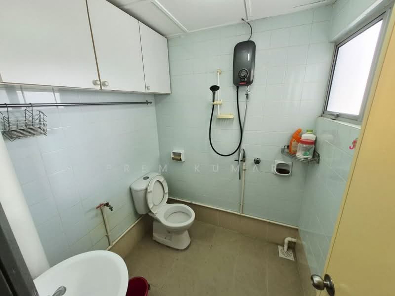Menara Puteri untuk Untuk Disewa - RM 2,500 /bulan, Mac 2026 - Bathroom - PropertyGuru.com.my