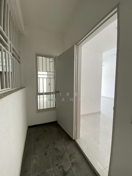 Flat for Rent at PANGSAPURI IRINA - Amirun Kinanah - Entrance - PropertyGuru.com.my