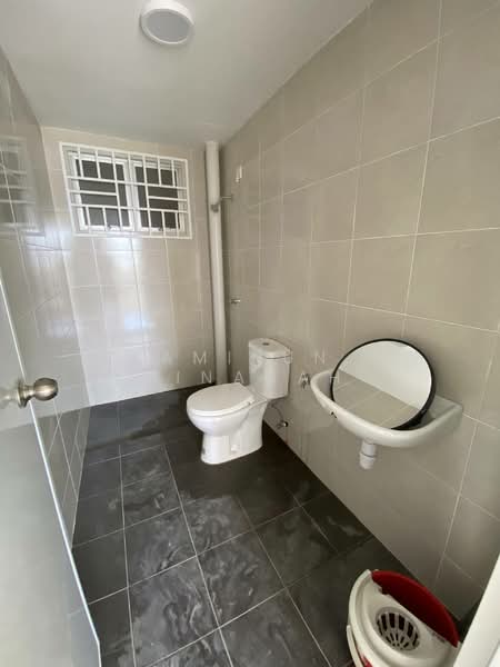 Flat for Rent at PANGSAPURI IRINA - Amirun Kinanah - Bathroom - PropertyGuru.com.my