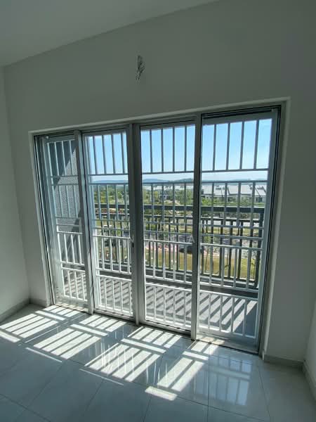 Flat for Rent at PANGSAPURI IRINA - Amirun Kinanah - View - PropertyGuru.com.my