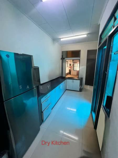 1-storey Terraced House for Sale in Johor Bahru (Johor) - Sally Zi Wei - Kitchen - PropertyGuru.com.my