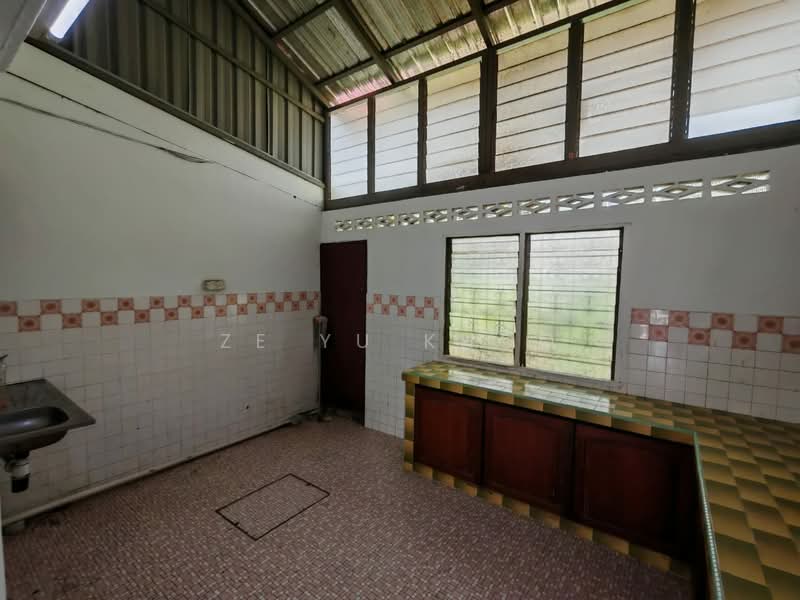 1.5-storey Terraced House for Rent in Bandar Baru Sri Petaling (Sri Petaling) - Ze Yu Khoo - Kitchen - PropertyGuru.com.my
