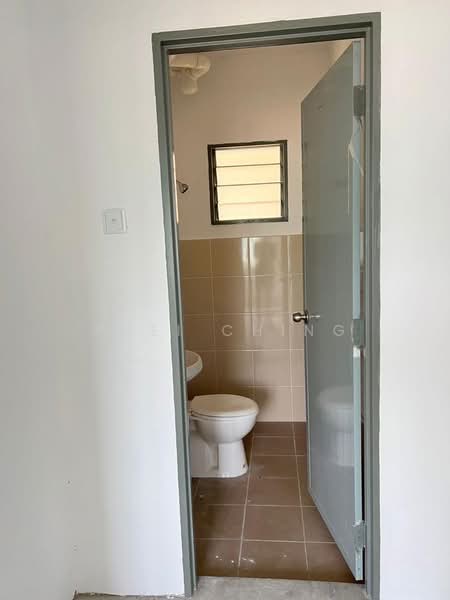 Apartment for Sale at Mercury Apartment - Phei Ching - Bathroom - PropertyGuru.com.my