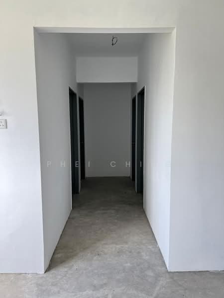 Apartment for Sale at Mercury Apartment - Phei Ching - Hallway - PropertyGuru.com.my