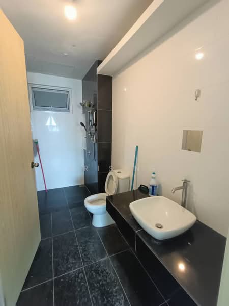 Condominium for Sale at The Clovers - Cris Ng - Bathroom - PropertyGuru.com.my
