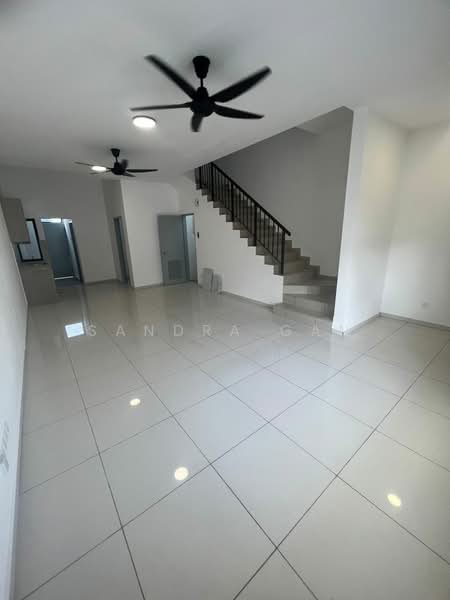 2-storey Terraced House for Sale in Austin Crest (Johor Bahru) - Sandra Gan - Living Room - PropertyGuru.com.my