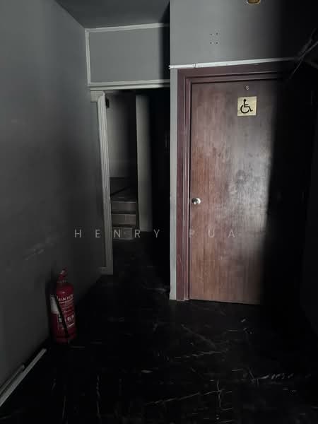 Shop for Rent in Taman Melodies (Johor Bahru) - Henry Pua - Corridor - PropertyGuru.com.my