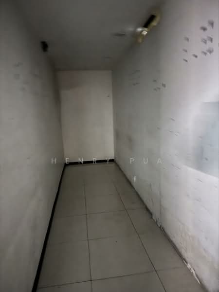Shop for Rent in Taman Melodies (Johor Bahru) - Henry Pua - Corridor - PropertyGuru.com.my