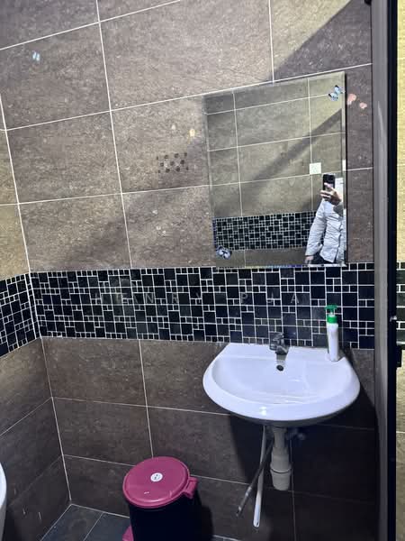 Shop for Rent in Taman Melodies (Johor Bahru) - Henry Pua - Bathroom - PropertyGuru.com.my