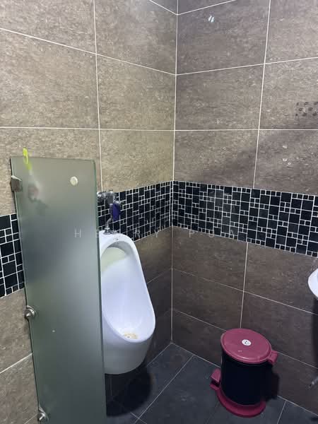 Shop for Rent in Taman Melodies (Johor Bahru) - Henry Pua - Bathroom - PropertyGuru.com.my