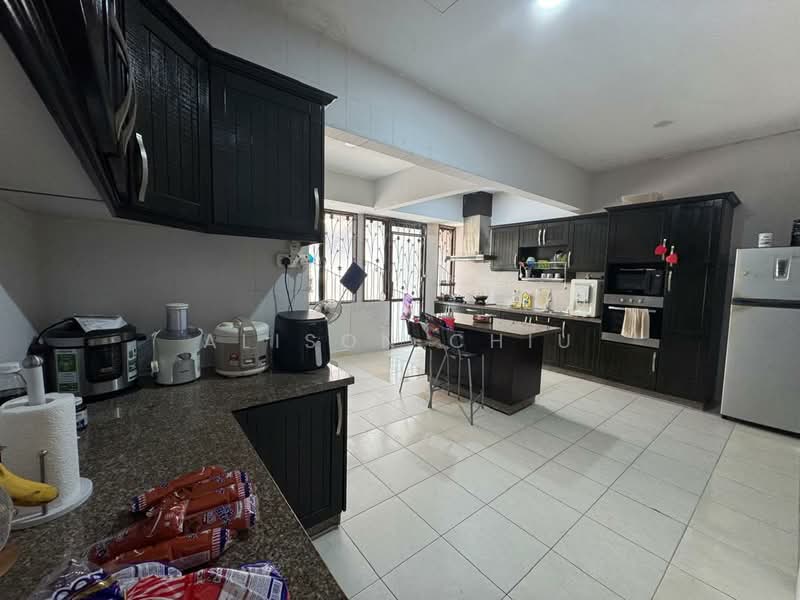 Laman Residen Kipark Sri Utara, 3sty Semi D, 40x60sf untuk Untuk Dijual - RM 1,630,000, Mac 2026 - Kitchen - PropertyGuru.com.my