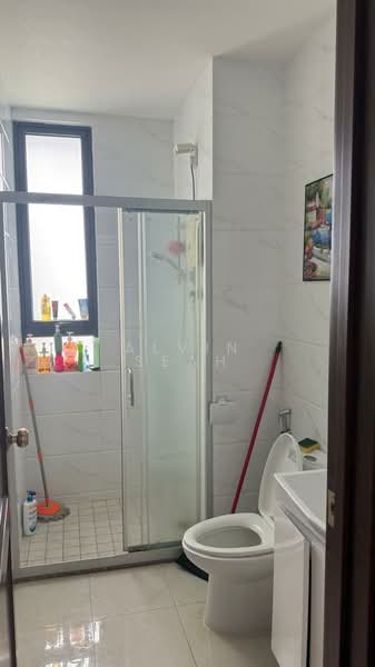 Condominium for Sale at FOREST CITY - Alvin Seah - Bathroom - PropertyGuru.com.my