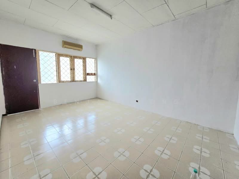 2-storey Terraced House for Rent in Taman Pelangi (Johor Bahru) - Benjamin Ong - Interior - PropertyGuru.com.my