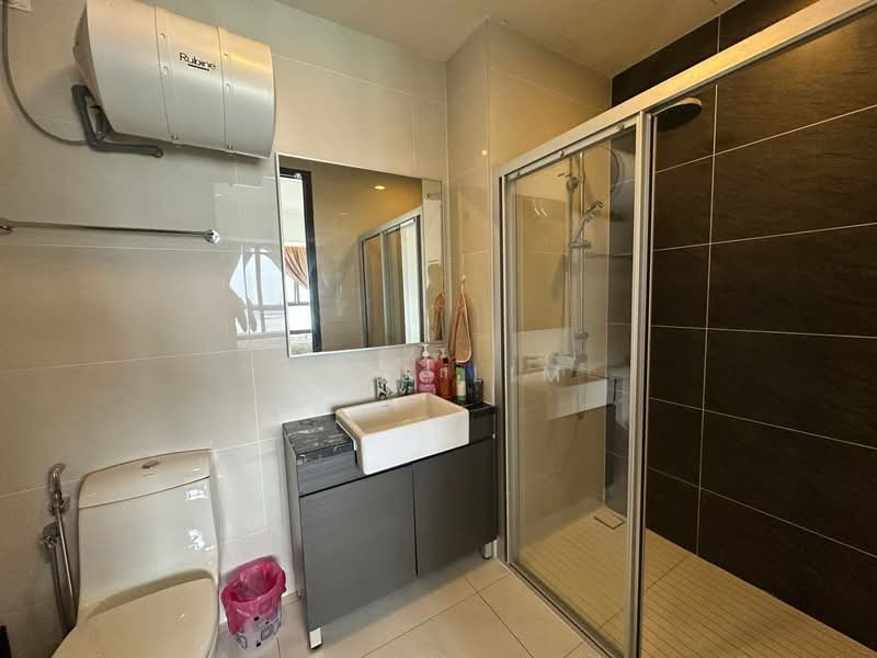 Condominium for Sale at Royal Strand @ Country Garden Danga Bay - Luis Lim - PropertyGuru.com.my