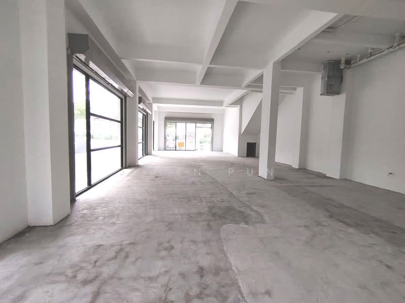 Shop for Rent in Taman Molek (Johor Bahru) - Joyen Pun - Interior - PropertyGuru.com.my