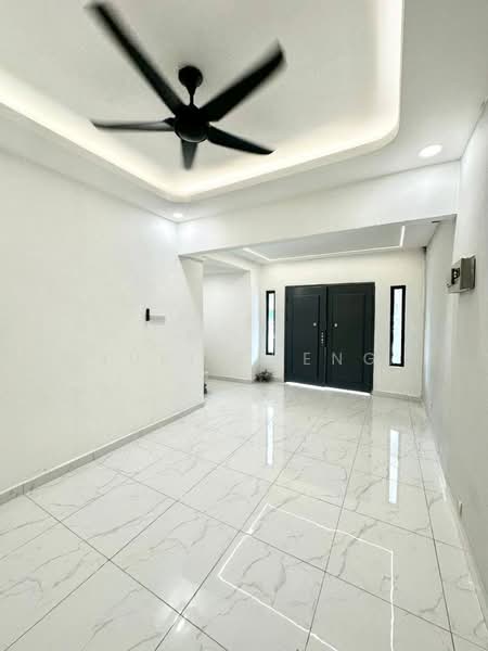 1-storey Terraced House for Sale in Taman Rinting (Masai) - Yuki Cheng - Entrance - PropertyGuru.com.my