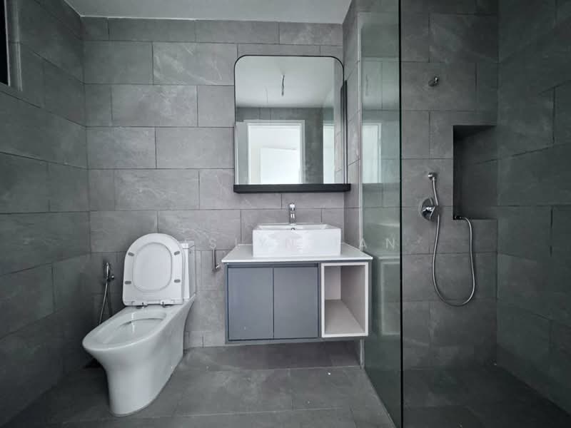 Servis Apartment untuk Dijual di D'Ivo - Jeslyn Tan - Bathroom - PropertyGuru.com.my