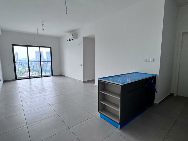 Servis Apartment untuk Dijual di D'Ivo - Jeslyn Tan - Living Room - PropertyGuru.com.my