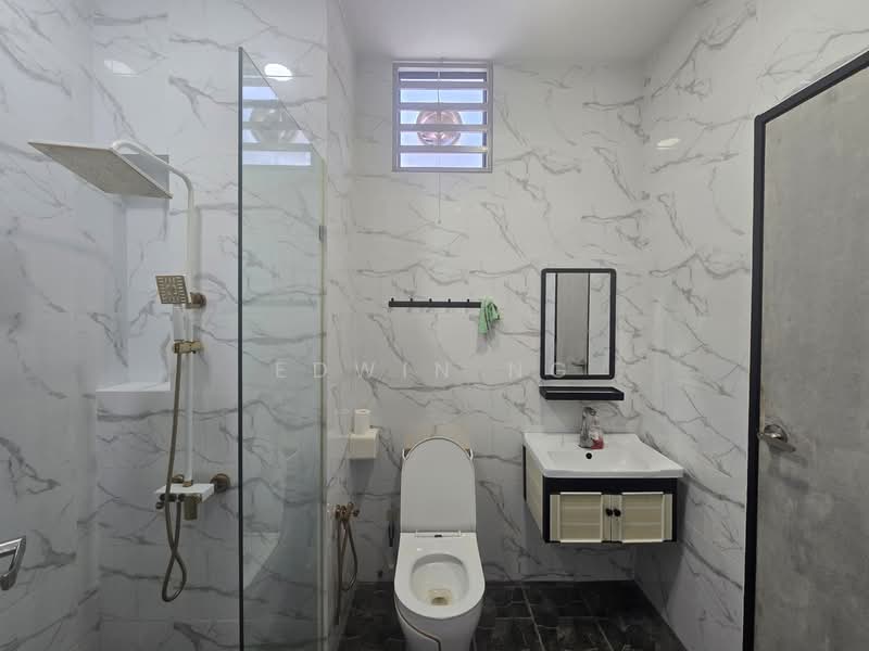 3-storey Terraced House for Sale in Taman Bayu Aman (Butterworth) - Edwin Ng - Bathroom - PropertyGuru.com.my