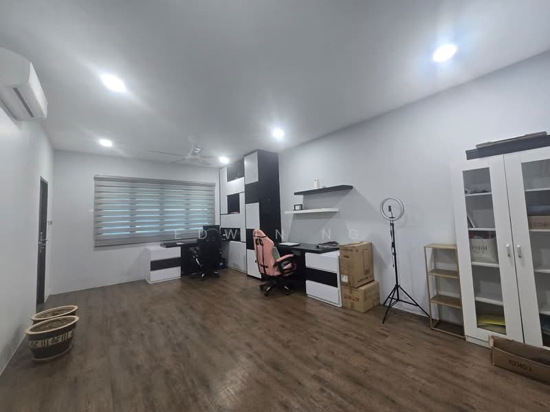 3-storey Terraced House for Sale in Taman Bayu Aman (Butterworth) - Edwin Ng - Study - PropertyGuru.com.my
