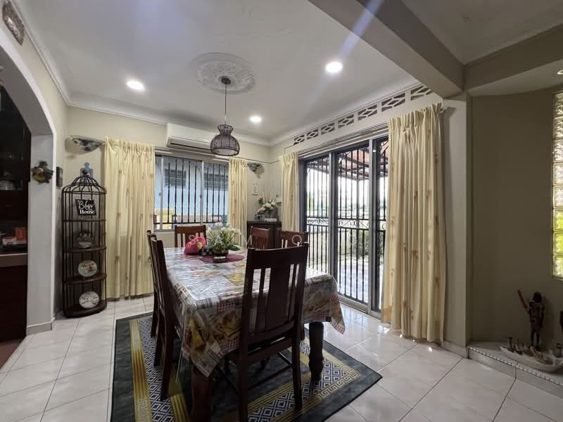 2-storey Terraced House for Sale in Seri Kembangan (Selangor) - Sam Ong - PropertyGuru.com.my