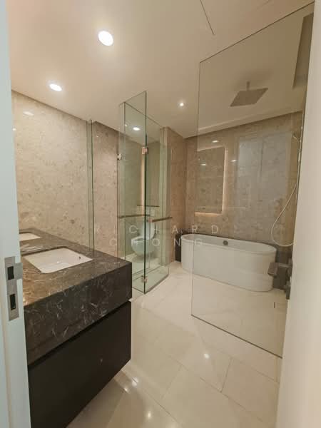 Service Residence for Sale at Pavilion Residences - Richard Chong - Bathroom - PropertyGuru.com.my