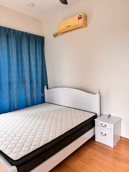 Condominium for Rent at Bay Point @ Country Garden Danga Bay - Jensen Goh - Bedroom - PropertyGuru.com.my