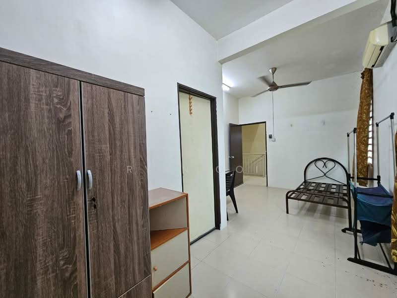 2-storey Terraced House for Sale in Taman Vistana (Alor Setar) - Ryan Ooi - Bedroom - PropertyGuru.com.my