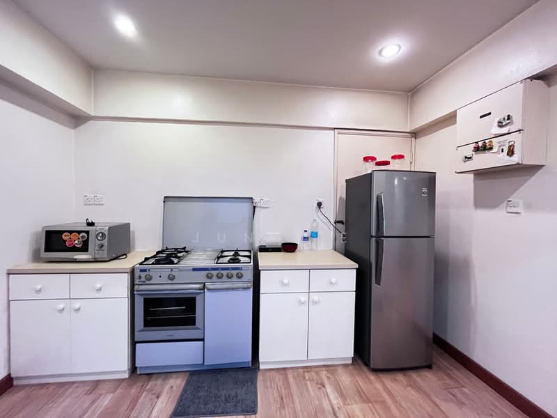 Faber Ria untuk Untuk Disewa - RM 1,600 /bulan, Mac 2026 - Kitchen - PropertyGuru.com.my