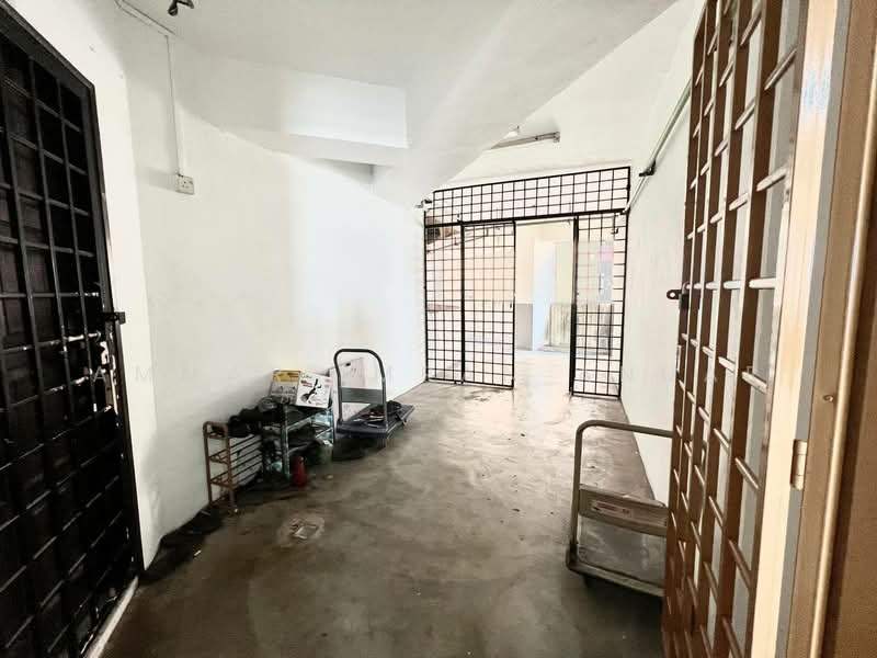 Condominium for Sale at Ampang Damai Condominium - Ammar Imran Anuar - Entrance - PropertyGuru.com.my