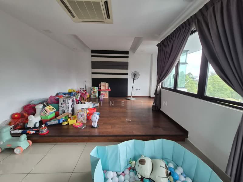 Cluster House for Sale in Skudai (Johor) - Elaine Tan - Living Room - PropertyGuru.com.my