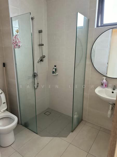 Untuk Disewa - Prominence