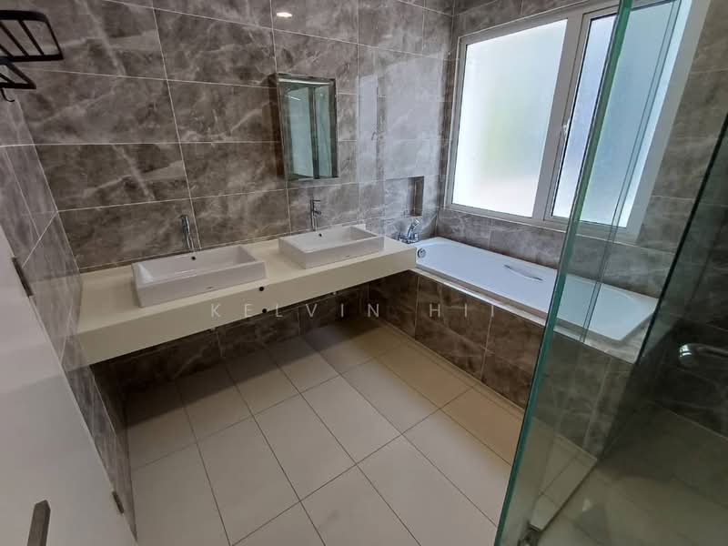 Vila Berkembar untuk Disewa di Bandar Puteri Puchong (Puchong) - Kelvin Hii - Bathroom - PropertyGuru.com.my