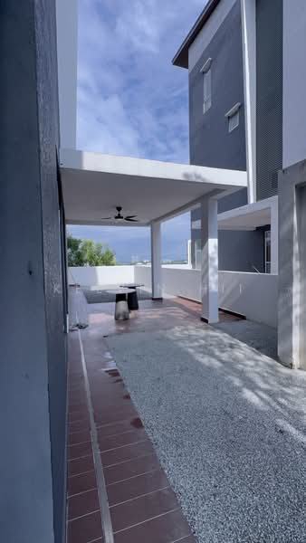 Vila Berkembar untuk Disewa di Bandar Puteri Puchong (Puchong) - Kelvin Hii - PropertyGuru.com.my