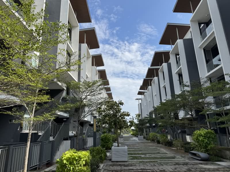 Vila Berkembar untuk Disewa di Bandar Puteri Puchong (Puchong) - Kelvin Hii - PropertyGuru.com.my