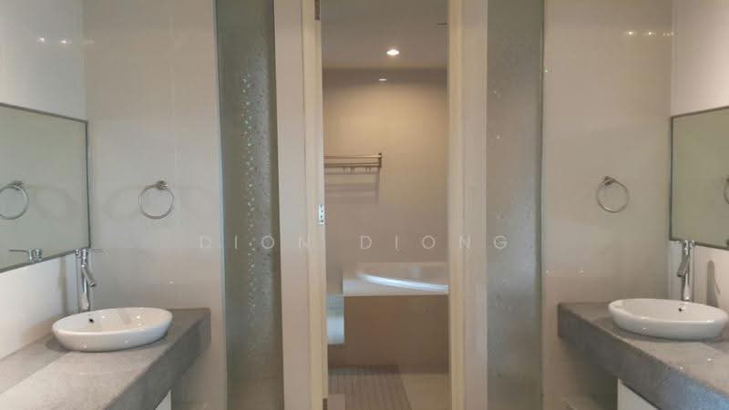 Kondominium untuk Dijual di Kiaramas Ayuria - Dion Diong - Bathroom - PropertyGuru.com.my