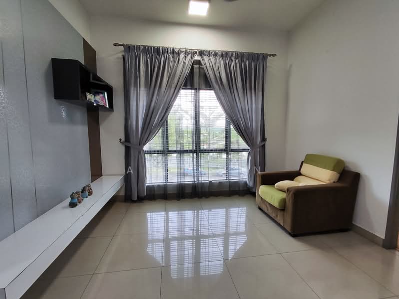3-storey Terraced House for Sale in Taman Bukit Prima (Cheras) - Amy Chin - Living Room - PropertyGuru.com.my